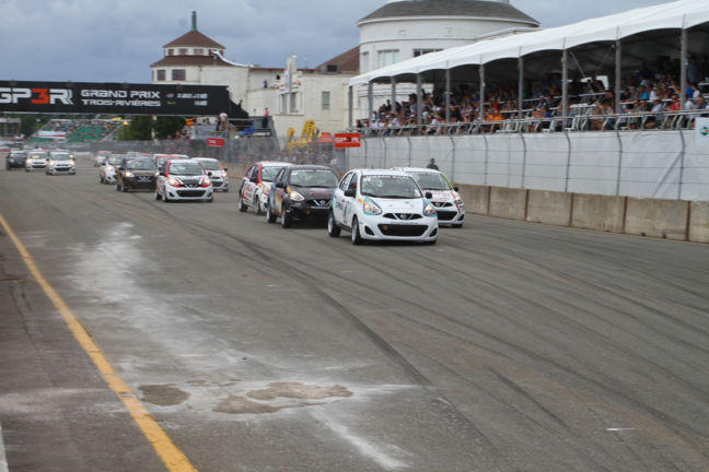 Magazine Coupe Nissan Micra - Grand Prix de Trois-Rivières