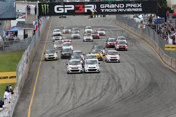 Du grand spectacle en piste, mais aussi autour, pour les fans de la Coupe Nissan Micra à Trois-Rivières !