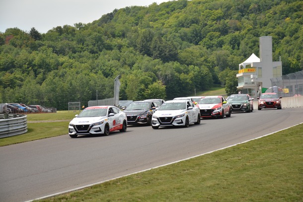 Jesse Lazare double vainqueur en Coupe Nissan Sentra au Circuit Mont-Tremblant