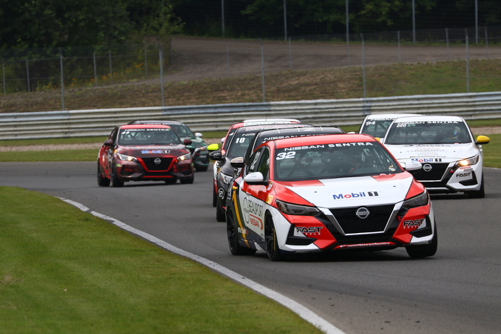 Coupe Nissan Sentra Cup in Photos, JULY 23-25 | CIRCUIT MONT-TREMBLANT, QC - 46-210727235047