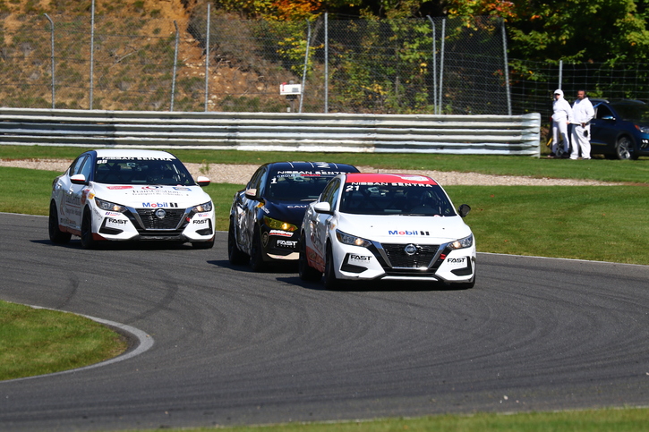 Coupe Nissan Sentra Cup in Photos, SEPTEMBER 24-26 | CIRCUIT MONT-TREMBLANT, QC - 50-210930034805