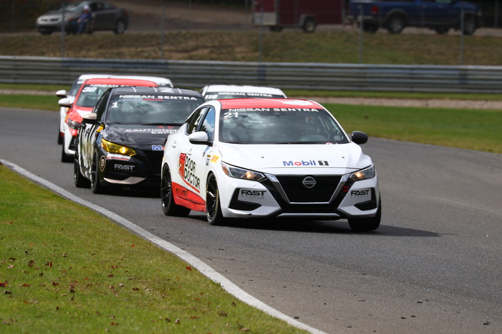 Coupe Nissan Sentra Cup in Photos, SEPTEMBER 24-26 | CIRCUIT MONT-TREMBLANT, QC - 50-210930035045
