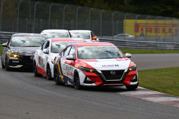 Coupe Nissan Sentra Cup in Photos, SEPTEMBER 24-26 | CIRCUIT MONT-TREMBLANT, QC - 50-210930035252