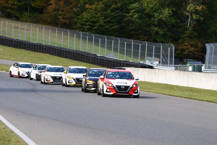 Coupe Nissan Sentra Cup in Photos, SEPTEMBER 24-26 | CIRCUIT MONT-TREMBLANT, QC - 50-210930035255