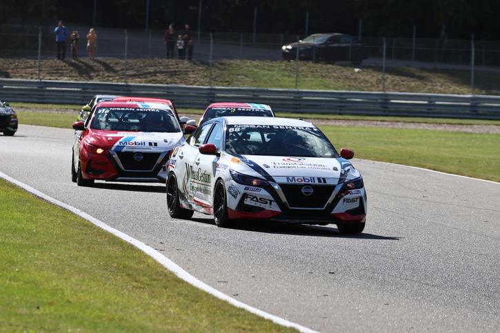 Coupe Nissan Sentra Cup in Photos, SEPTEMBER 23-25 | CIRCUIT MONT-TREMBLANT, QC - 56-220930134725