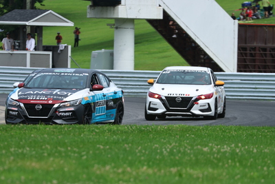 Coupe Nissan Sentra Cup in Photos, July 19-20 | Lime Rock Park - Connecticut, USA - Photo ID No.N65-250819154035
