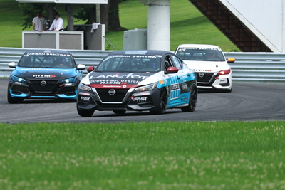 Coupe Nissan Sentra Cup in Photos, July 19-20 | Lime Rock Park - Connecticut, USA - Photo ID No.N65-250819154258