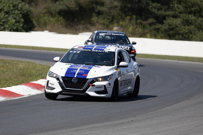 Coupe Nissan Sentra Cup in Photos, August 30, 31, Sept. 1 | Canadian Tire Motorsport Park - Photo ID No.N67-250819223145