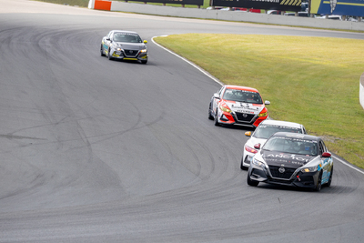 Coupe Nissan Sentra Cup in Photos, August 30, 31, Sept. 1 | Canadian Tire Motorsport Park - Photo ID No.N67-250819223458