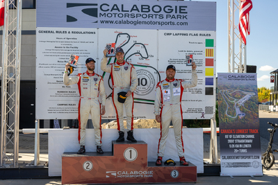 Coupe Nissan Sentra Cup in Photos, September 27-29 | Calabogie Motorsports Park - Photo ID No.N68-250819223622