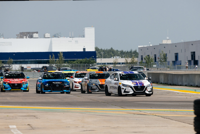 Coupe Nissan Sentra Cup in Photos, July 6 | Grand Prix Nissan<BR>QUÉBEC - Photo ID No.N71-2508250250050