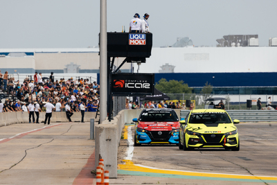 Coupe Nissan Sentra Cup in Photos, July 6 | Grand Prix Nissan<BR>QUÉBEC - Photo ID No.N71-2508250251150